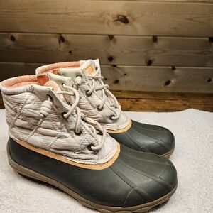 Sperry Quilted Syren Gulf Duck Boots in Cream and Green Size 8